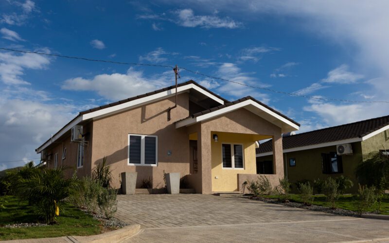 The Vista — Oak Estate